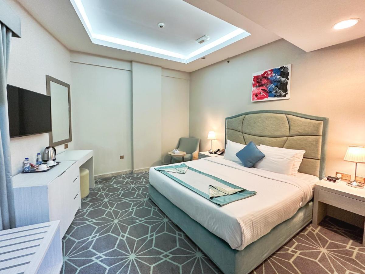 The Victory Hotel Doha Kültér fotó